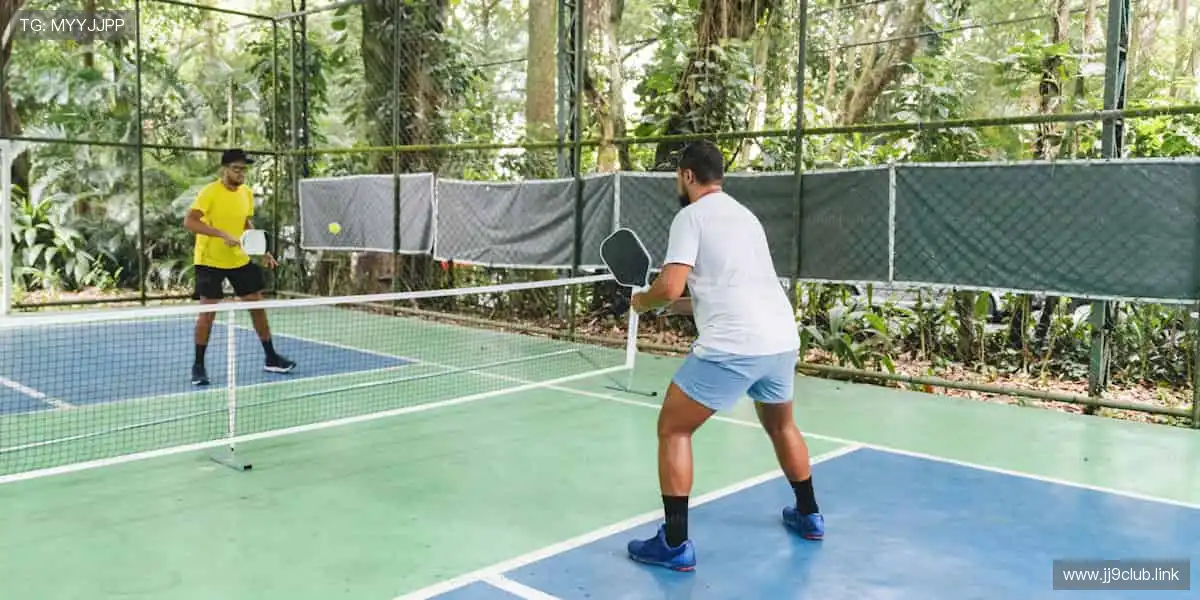 「突破极限，超越自我 —— 这里是体育精神的终极舞台！🔥报名参赛，书写你的传奇！」